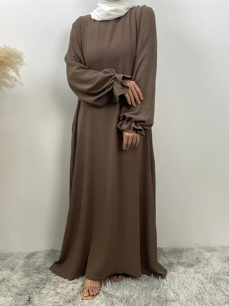 Wrinkle Dress with cuff sleeves 